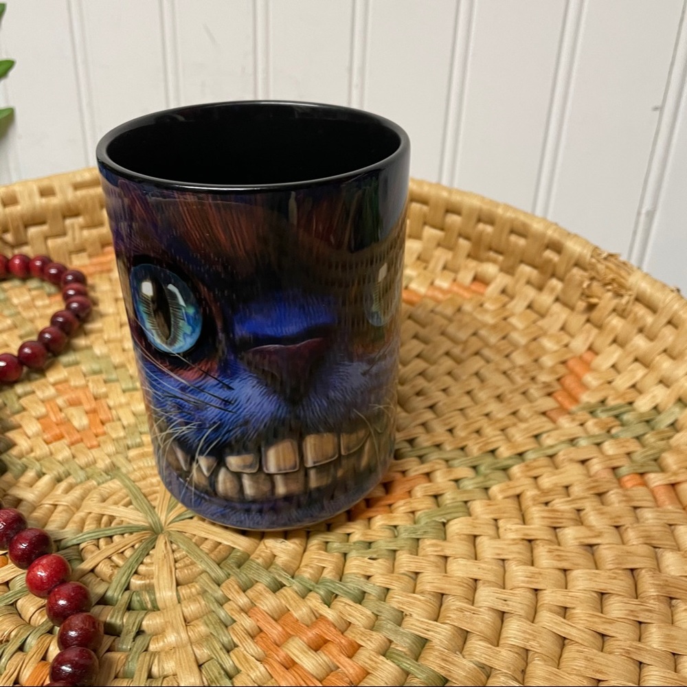 Alice in Wonderland Cheshire Cat Mug